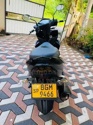 Yamaha Ray ZR Dark Night 2018