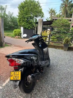 Honda Dio DX 2019