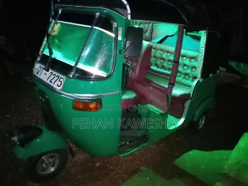 Bajaj RE Three Wheeler 2009