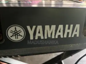 Yamaha PSR 140 Keyboard