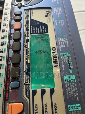 Yamaha PSR 140 Keyboard