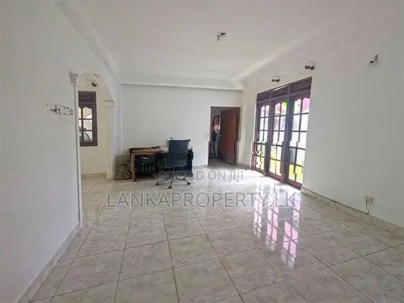 Residential House for Sale – Thalapathpitiya, Nugegoda.