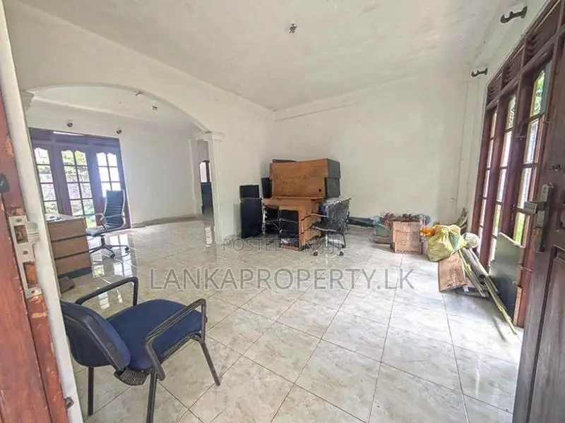 Residential House for Sale – Thalapathpitiya, Nugegoda.