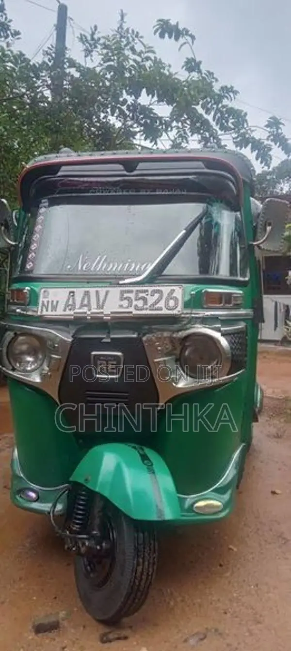 Bajaj RE 4 stroke 2014