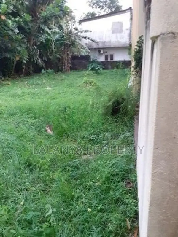 10.5 Perch Land For Sale in Kandawala, Rathmalana AAAA-A2