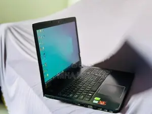 Acer Laptop i5 7th GEN 8GB RAM
