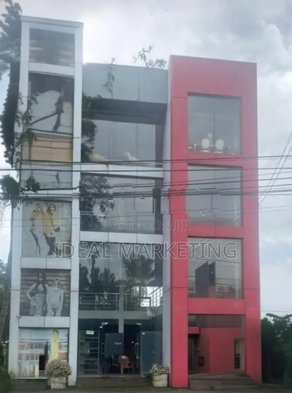 Nawagamuwa - Commercial Building for Sale