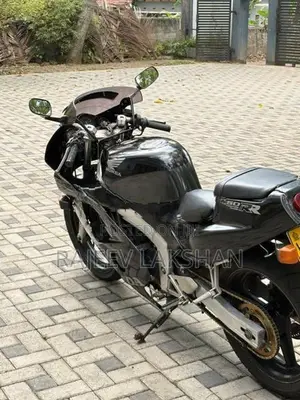 Honda CBR 150R CBR250 2015