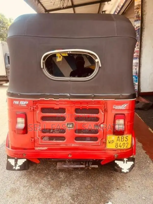 Bajaj RE 4 Sroke 2018