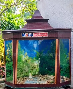 Fish Tank with Roof