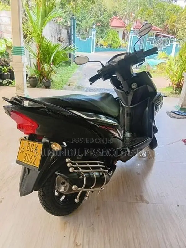 Yamaha Ray ZR 2018