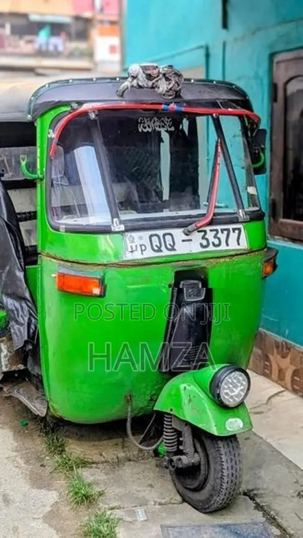 Bajaj RE 2008