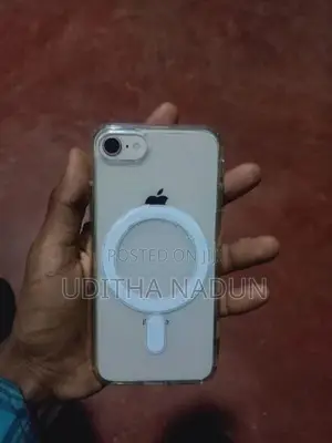 Apple iPhone 8 (Used)