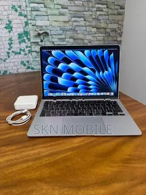 Apple MacBook Air I5 8GB 512GB