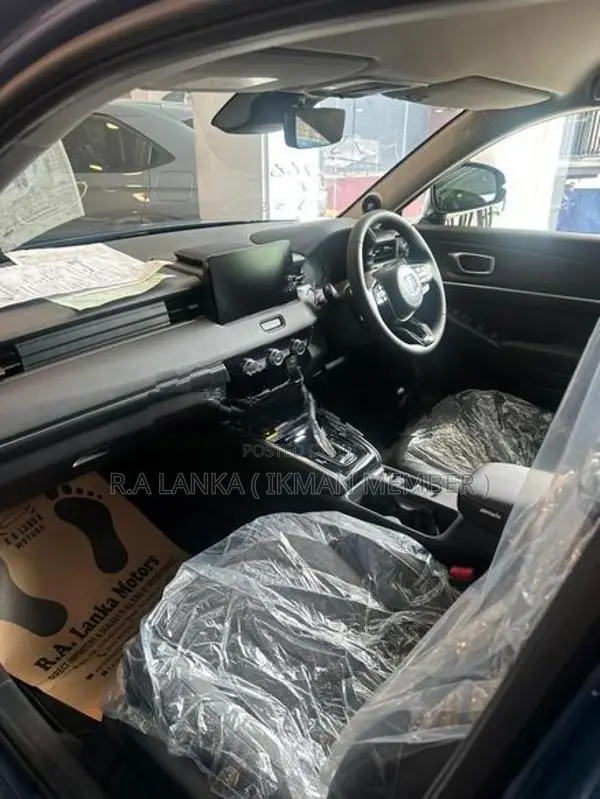 Honda Vezel Premium 2026