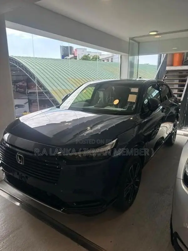 Honda Vezel Premium 2026