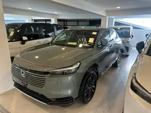 Honda Vezel Premium 2026