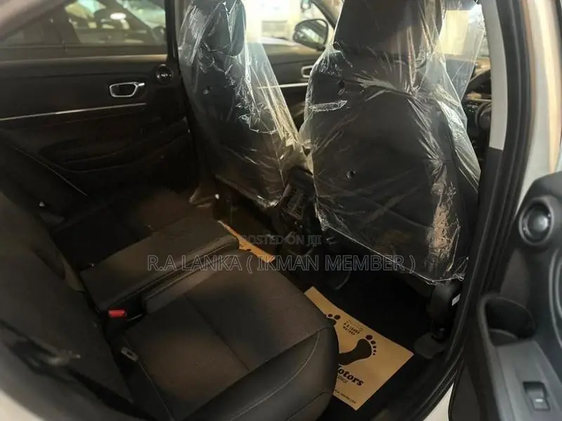 Honda Vezel Z Premium 10 speake 2026