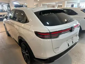 Honda Vezel Z Premium 10 speake 2026