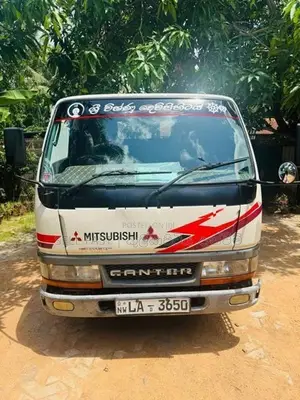 Mitsubishi Canter 10.5 Lorry 2002