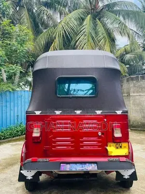 Bajaj RE 2025 EFI