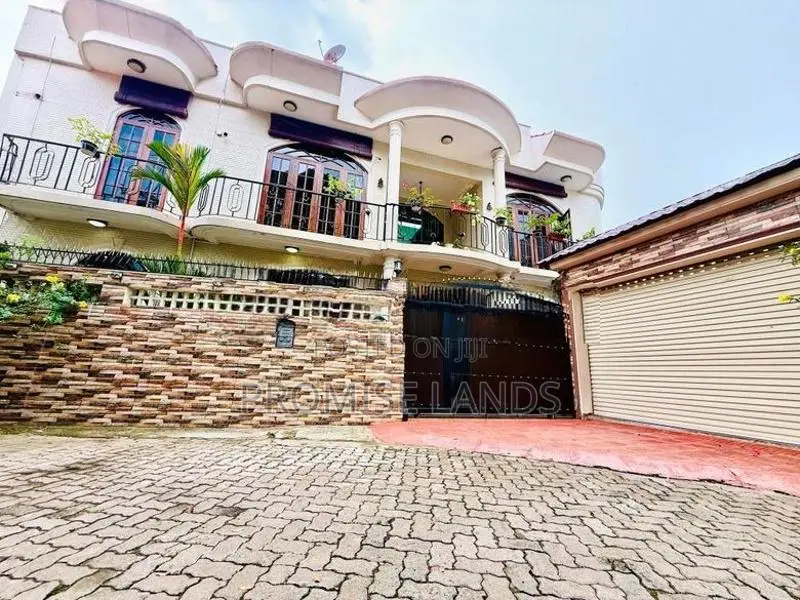 Super Luxury House for Sale in Wattala
