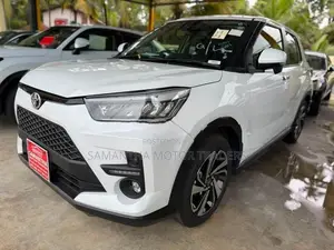 Toyota Raize 1200cc full petrol 2025