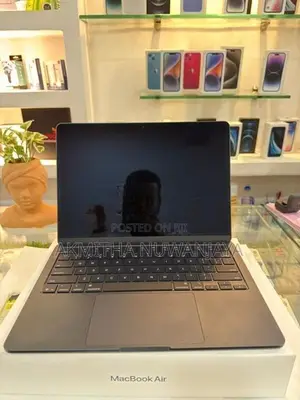 Apple Macbook Air M4 16GB 256GB