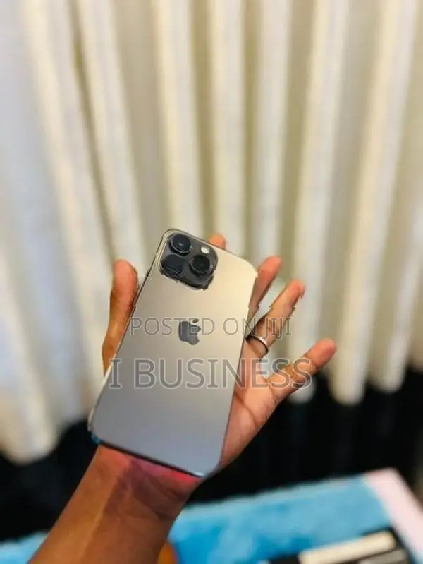 Apple iPhone 13 Pro (Used)