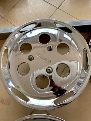 Isuzu Rim Cup Set 17.5