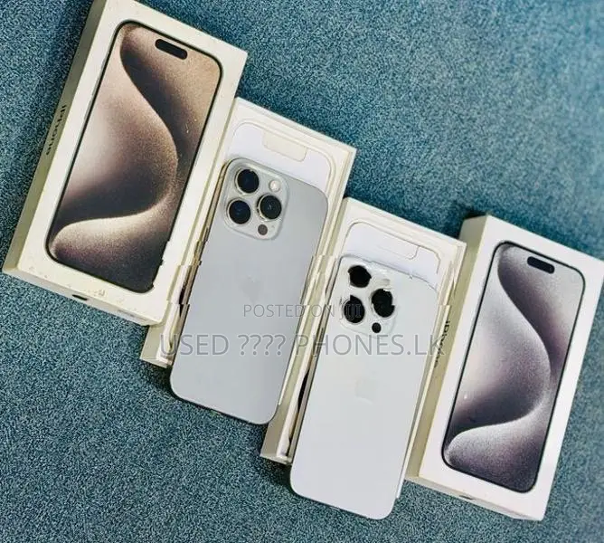 Apple iPhone 15 Pro 256GB-Natural,White (Used)