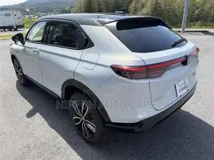 Honda Vezel Z Play Black top 2026