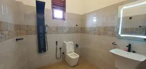 Luxury Modern 2 Storey House for Rent in Piliyandala