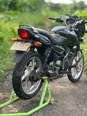 Bajaj Pulsar 180 2006