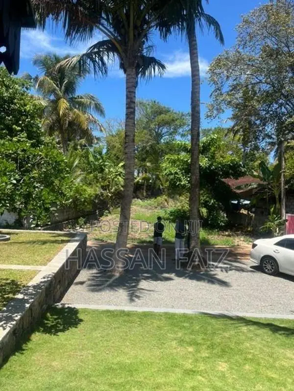For Sale -65 Perches in Thalpe Behind the Railway Station