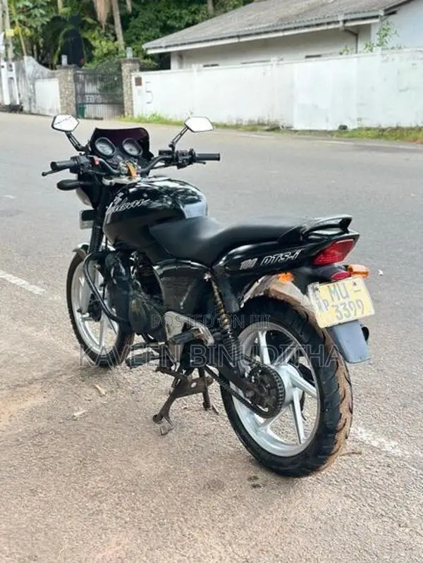 Bajaj Pulsar 180 2006