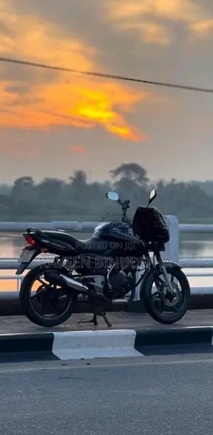 Bajaj Pulsar 180 2006