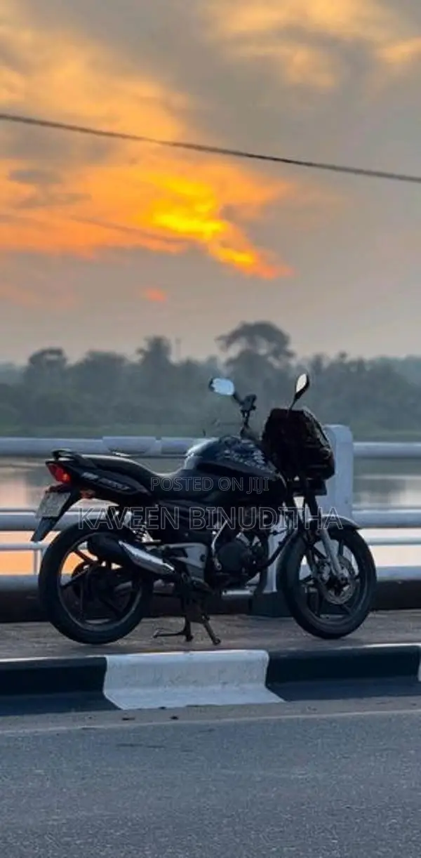 Bajaj Pulsar 180 2006