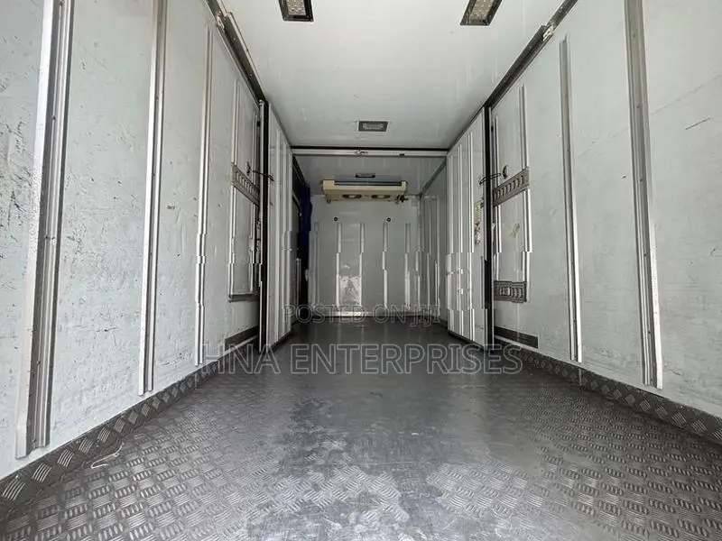 Isuzu Elf 14.5 Freezer 2016
