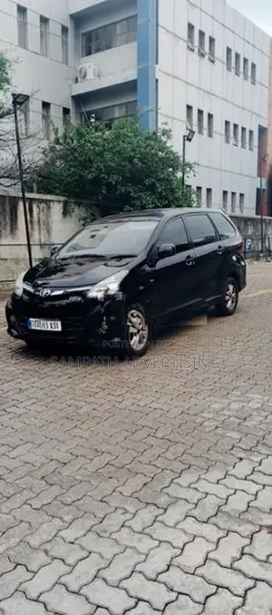 Toyota Avanza 2013
