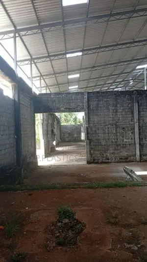 Warehouse for Long-Term Rent Kadawatha