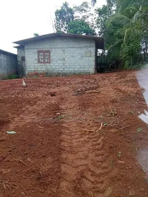 කහතුඩුව ඉඩම
