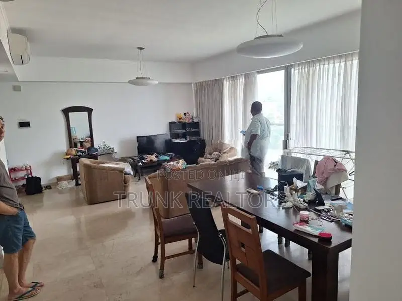 The Emperor 03BR Apartment For Sale (NK107640)