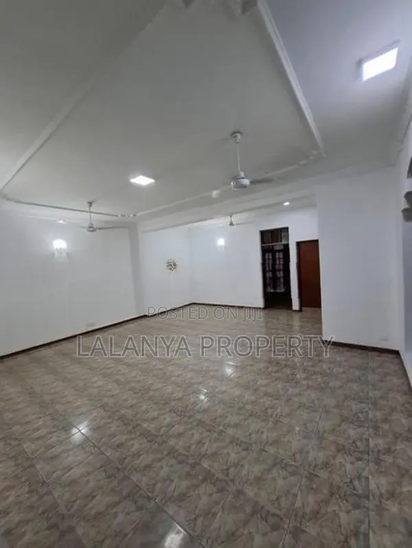 1500 Sqft Office Space for Rent in Colombo 3 CGGG-A1