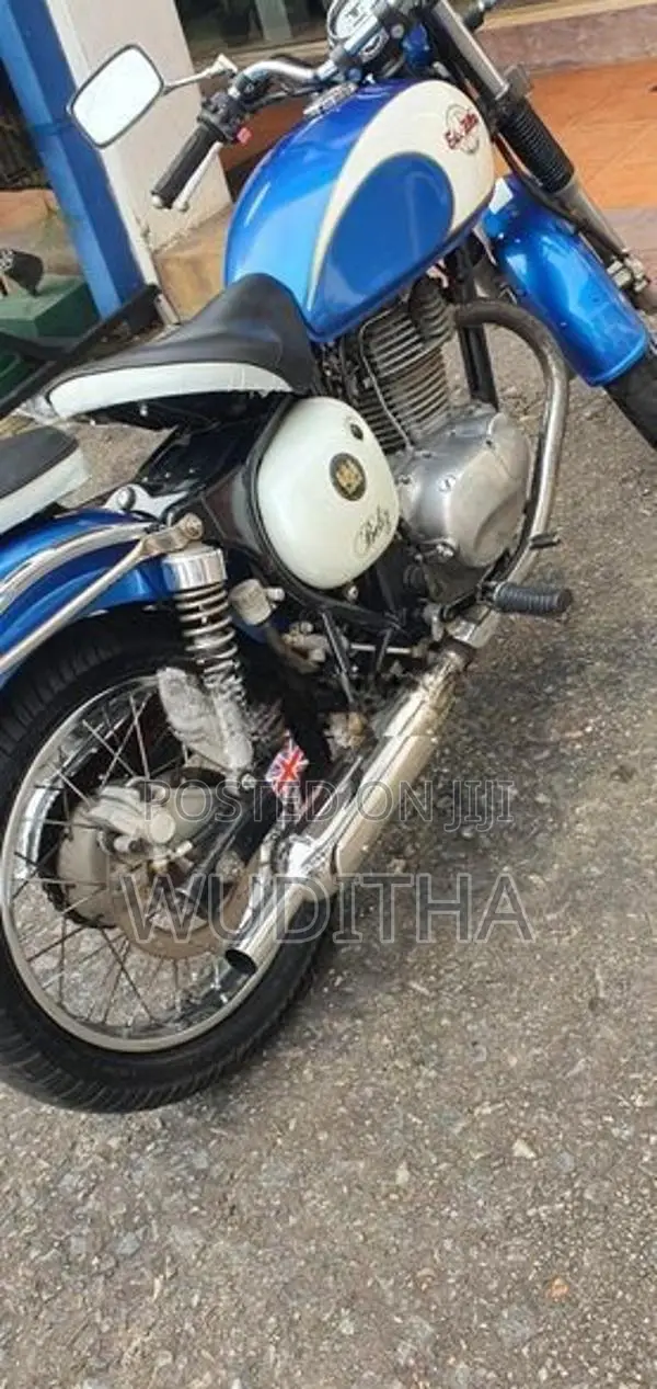 Kawasaki Estrella 2005