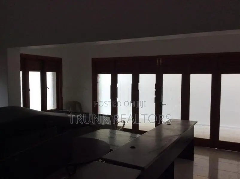 Colombo 04 10BR House For Lease (NK107644)