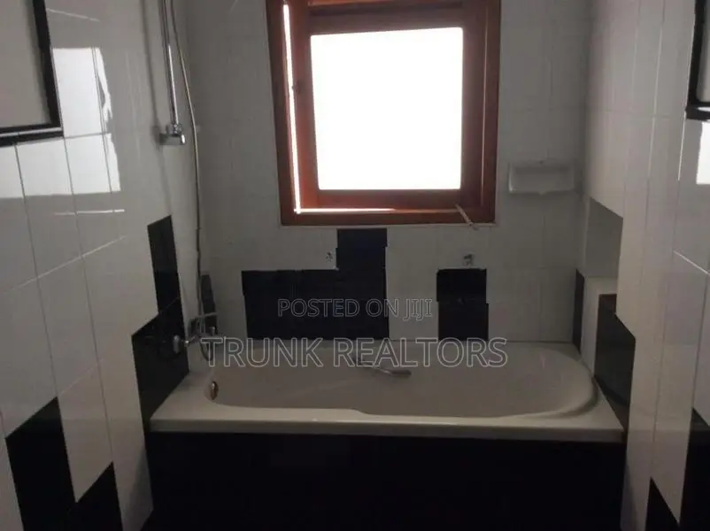 Colombo 04 10BR House For Lease (NK107644)