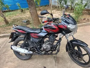 Bajaj Discover 150 2015