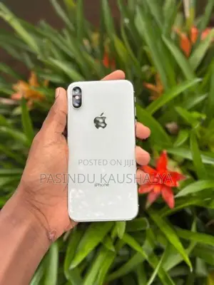 Apple iPhone XS (Used)