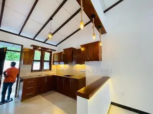 New Modern House for Sale in Athurugiriya